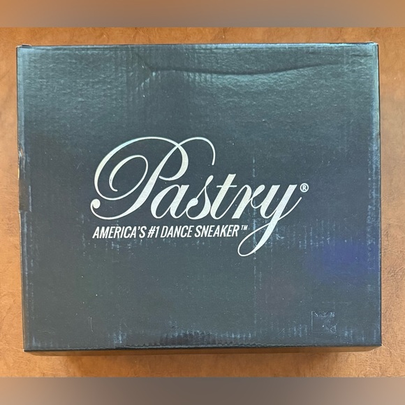 Pastry Pop Tart Hi-Top Dance Sneakers Silver Glitter Women’s 6 NIB - Picture 11 of 11